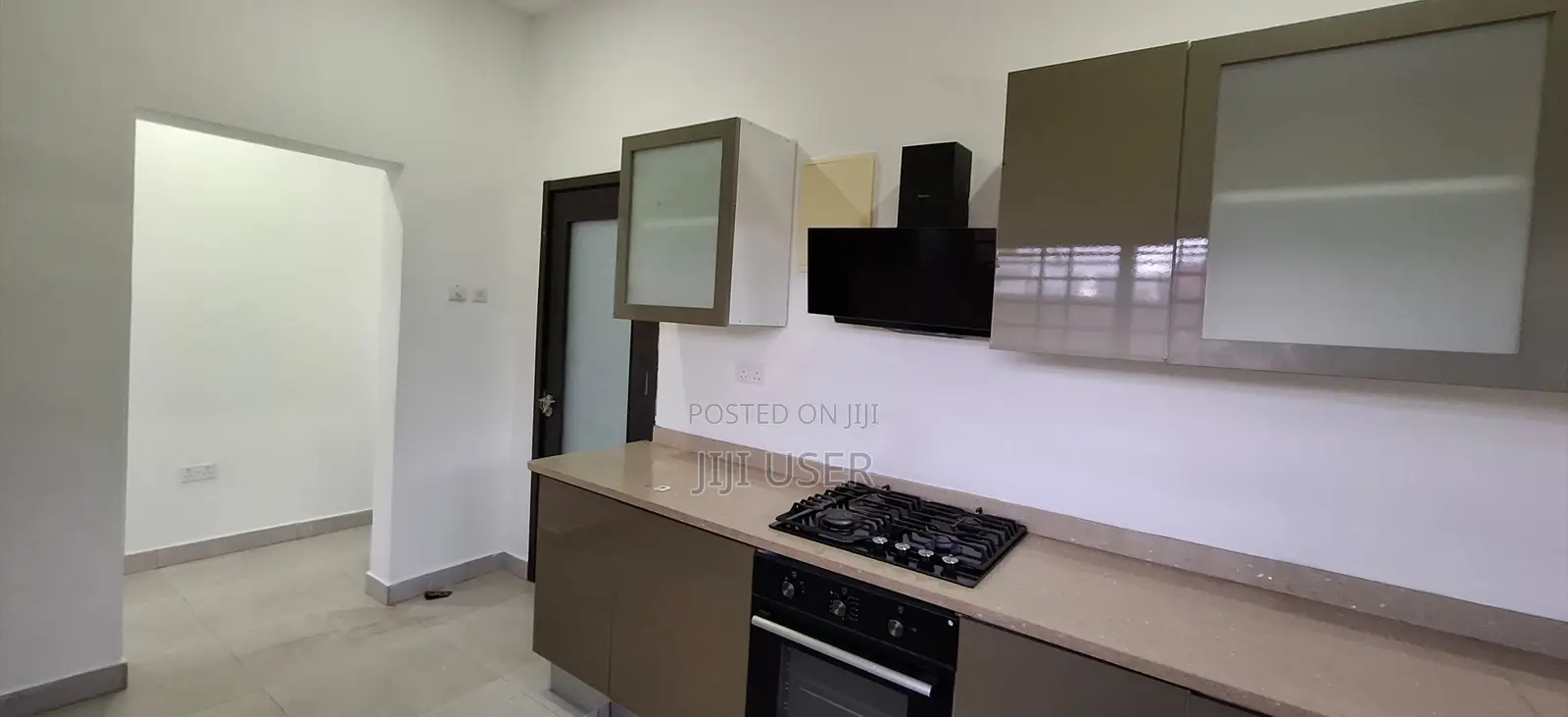 5bdrm House in Burma Camp for rent