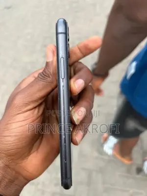 Apple iPhone 11 64 GB Black