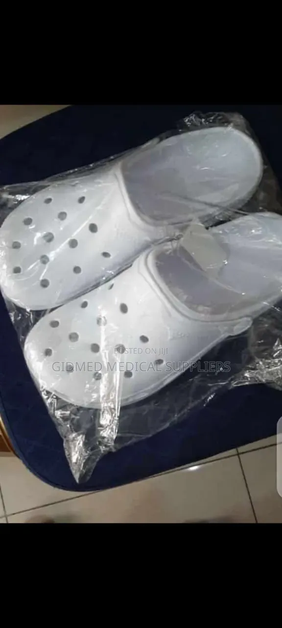 Theater Crocs