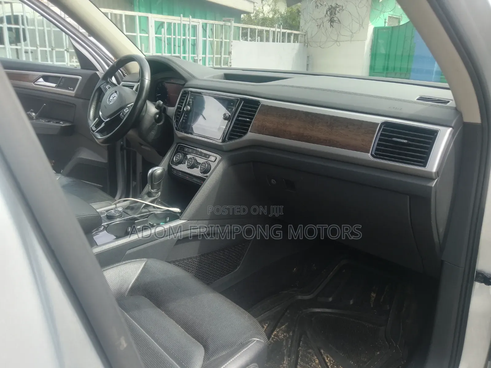 Volkswagen Atlas SEL Premium 4Motion 2018 Silver