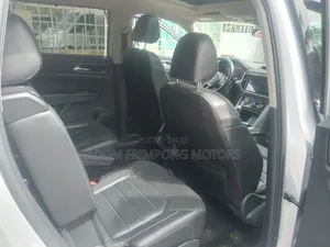 Volkswagen Atlas SEL Premium 4Motion 2018 Silver