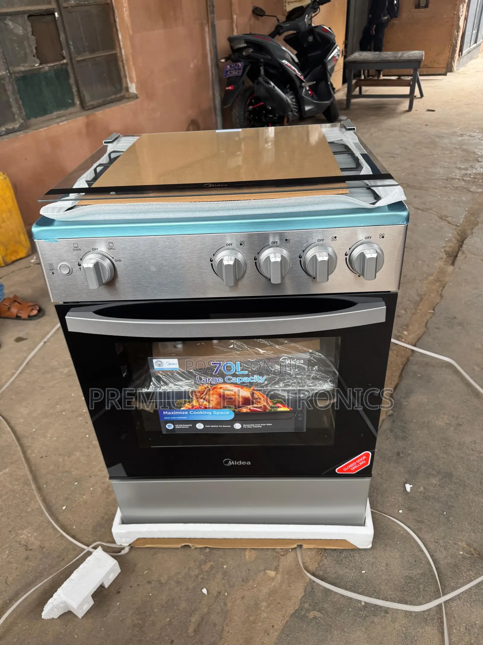 Midea 60x60cm 4 Burner Gas Cooker W/ Oven and Grill 24tmg4g081-S