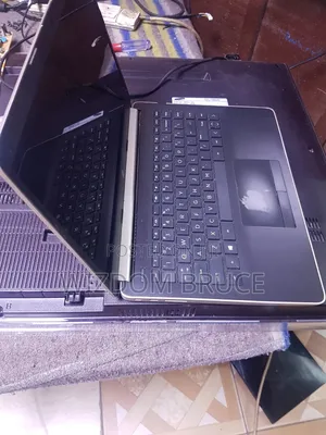 Laptop HP EliteBook 840 G6 4GB Intel Core i3 SSD 140GB
