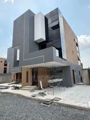 4bdrm House in Airport Residential for sale