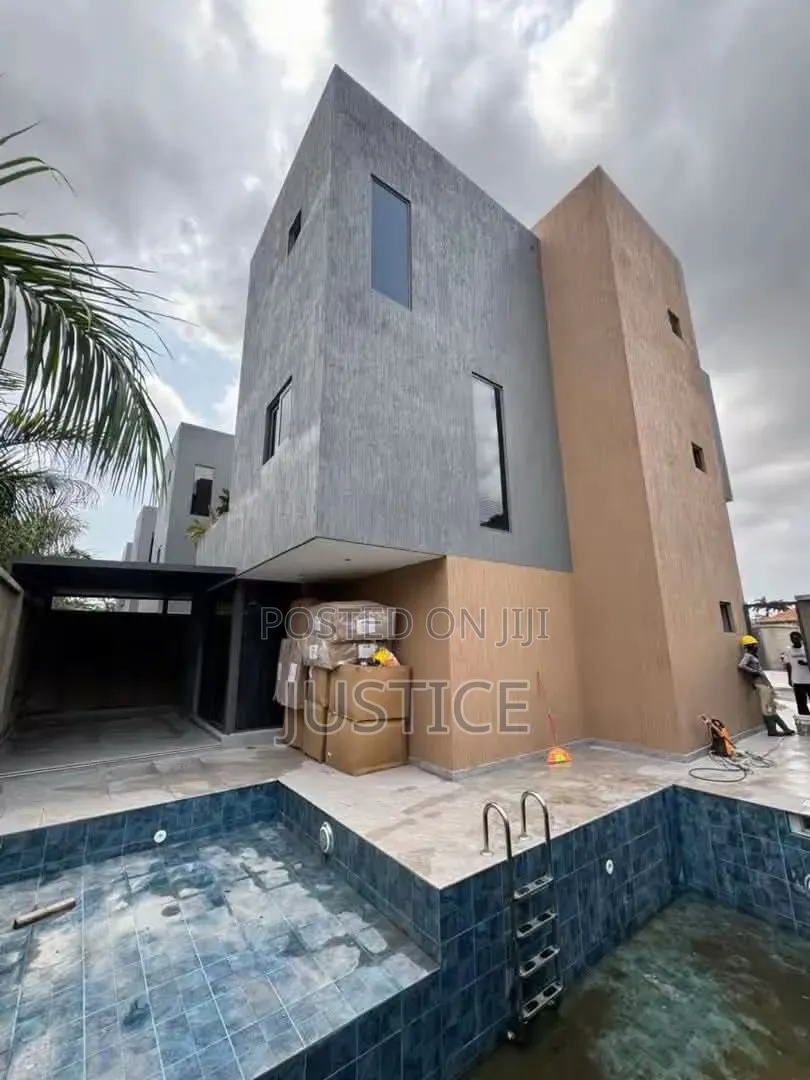 4bdrm House in Airport Residential for sale