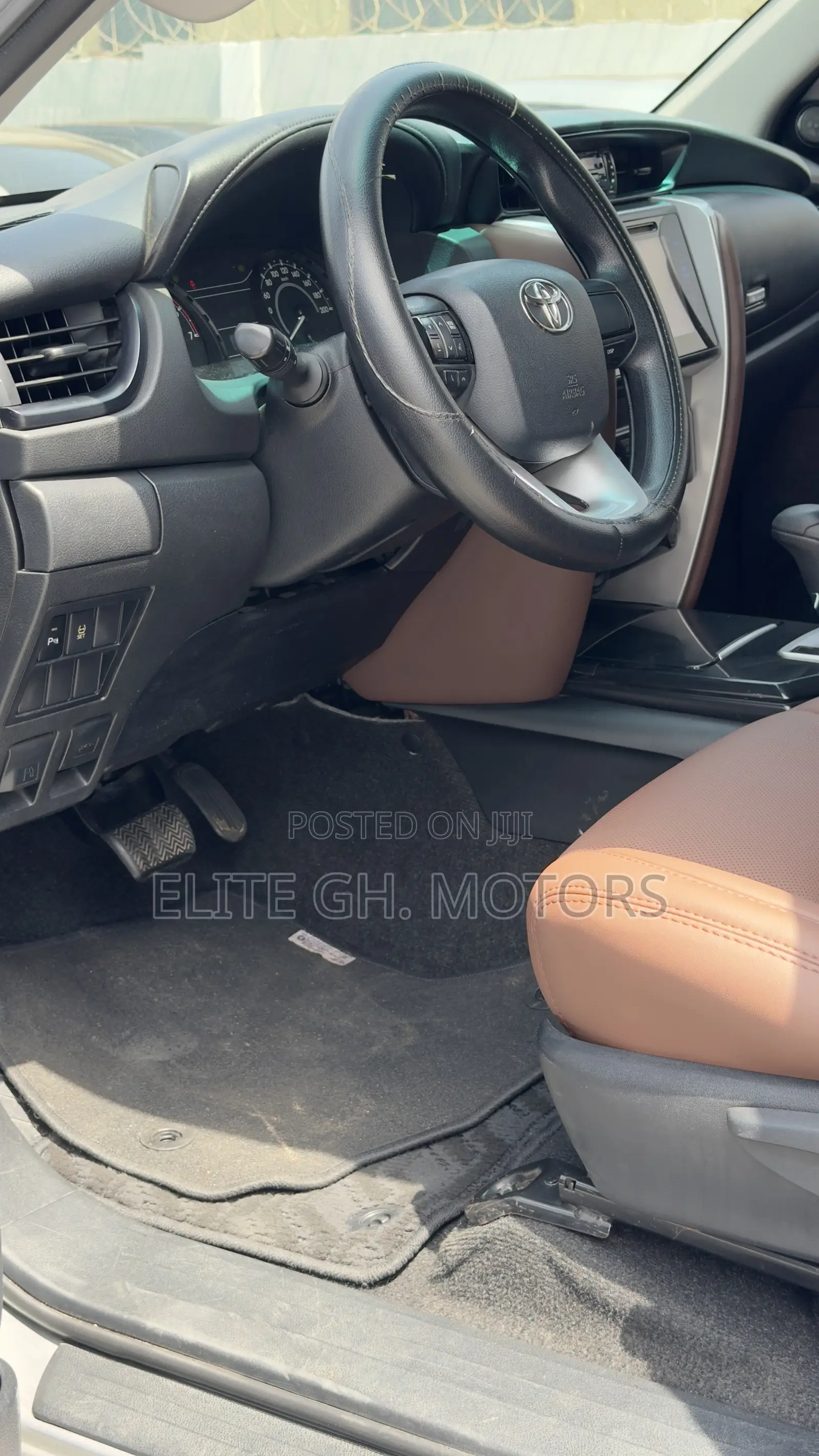 Toyota Fortuner 2.7 AWD 2017 Silver