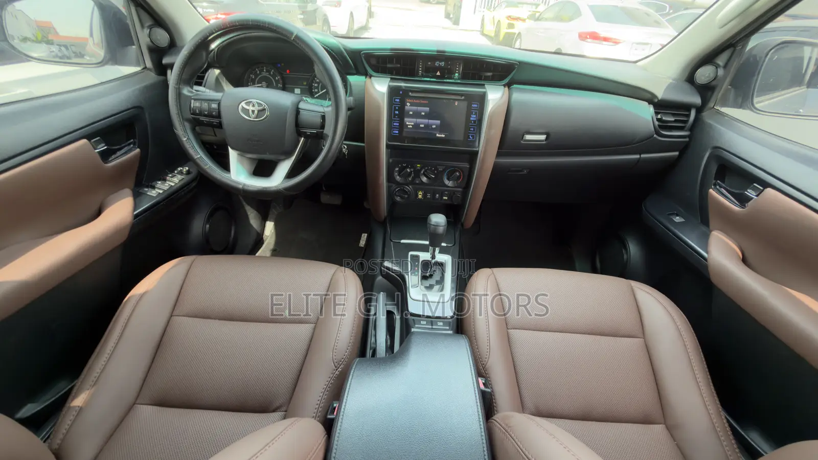 Toyota Fortuner 2.7 AWD 2017 Silver