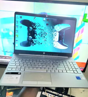 Laptop HP Pavilion 15 16GB Intel Core i5 HDD+SSD 1T