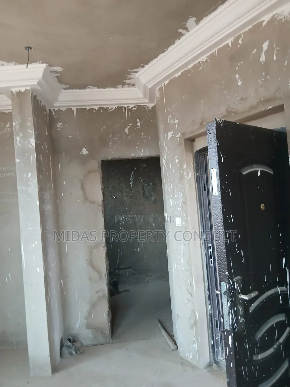 6bdrm House in Mataheko, Afienya for sale