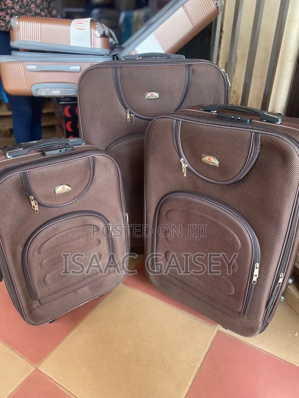 Quality Material Traveling Bags for Very Journey