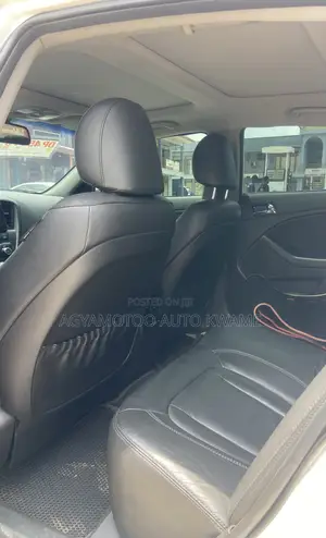 Kia K5 2.4 GDI 2011 Off white