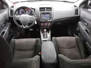 Mitsubishi Outlander 2018 Black