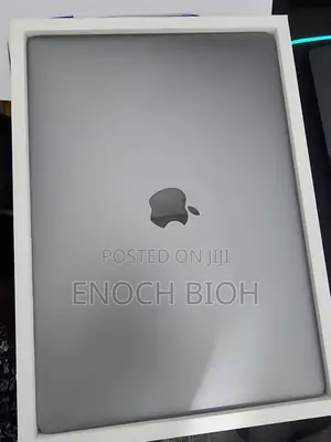 Laptop Apple MacBook Pro 16GB Intel Core i7 SSD 512GB