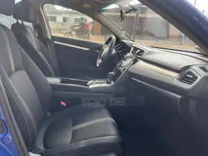 Honda Civic 2018 Blue