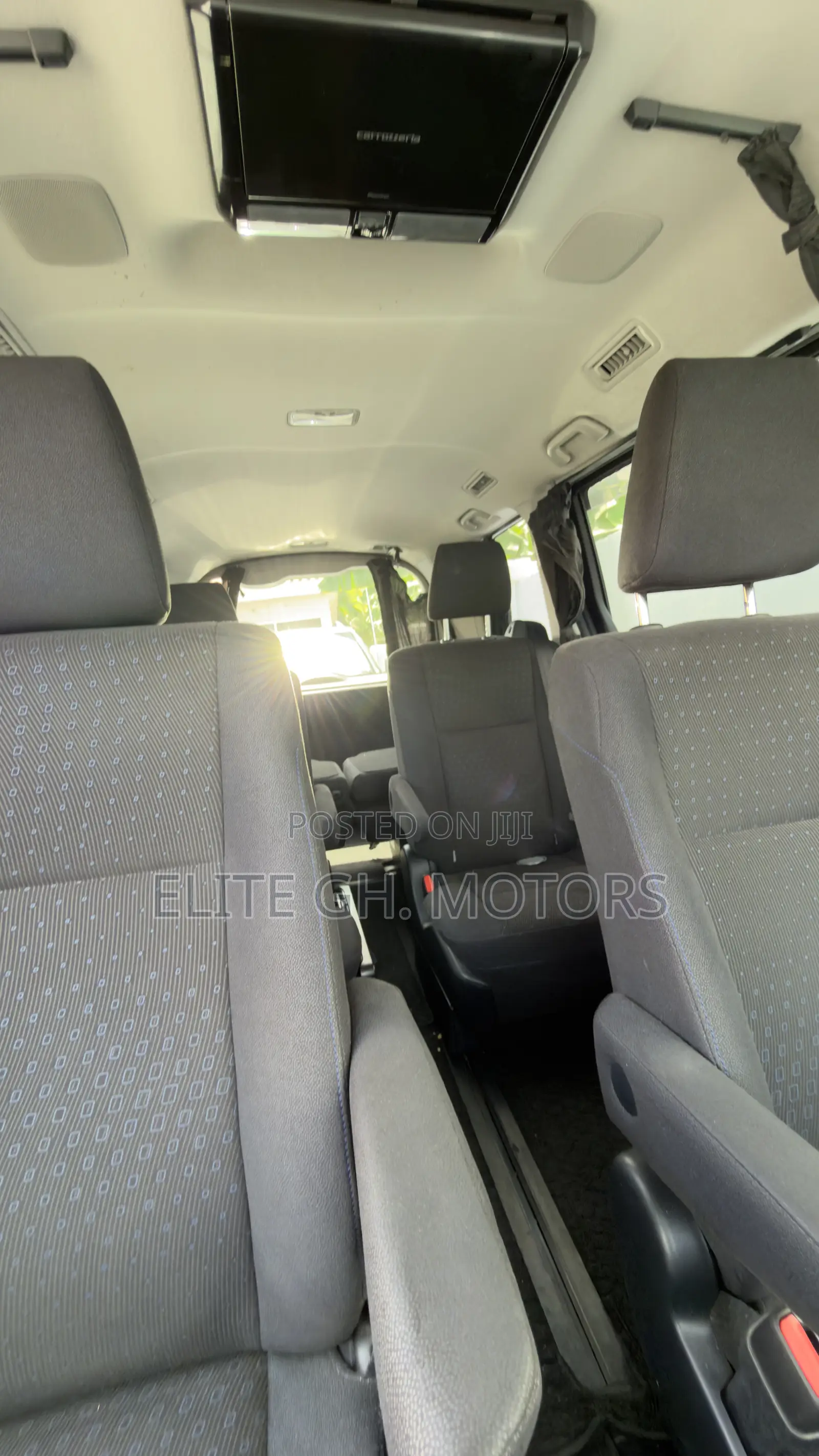 Toyota Voxy 2015 Black