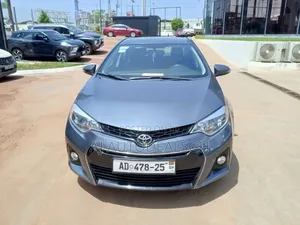 Toyota Corolla S 4dr Sedan (1.8L 4cyl CVT) 2015 Gray