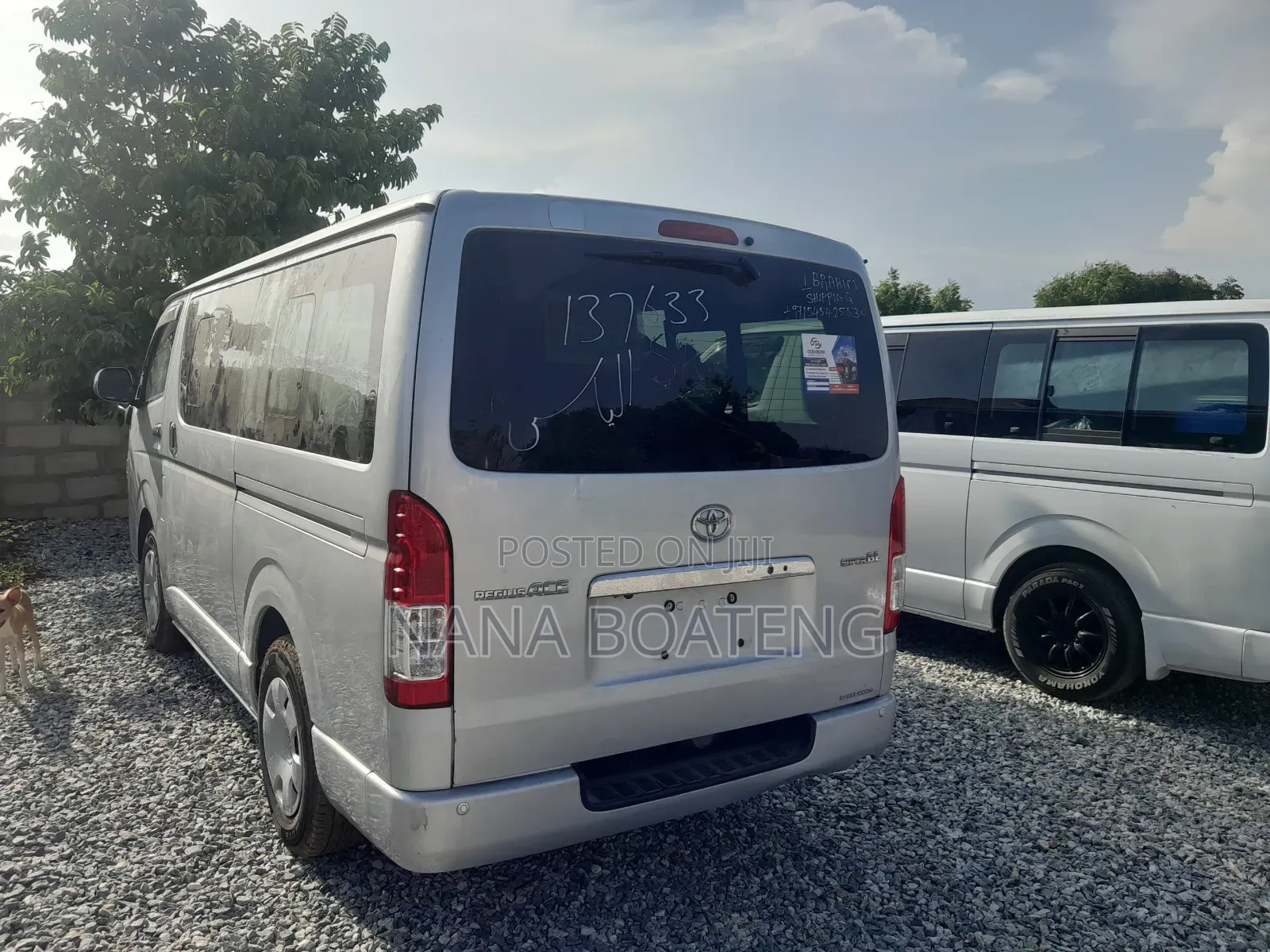 Toyota HiAce 2015 Silver