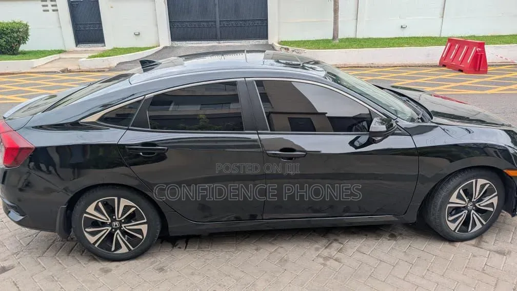 Honda Civic EX-L Sedan 2018 Black