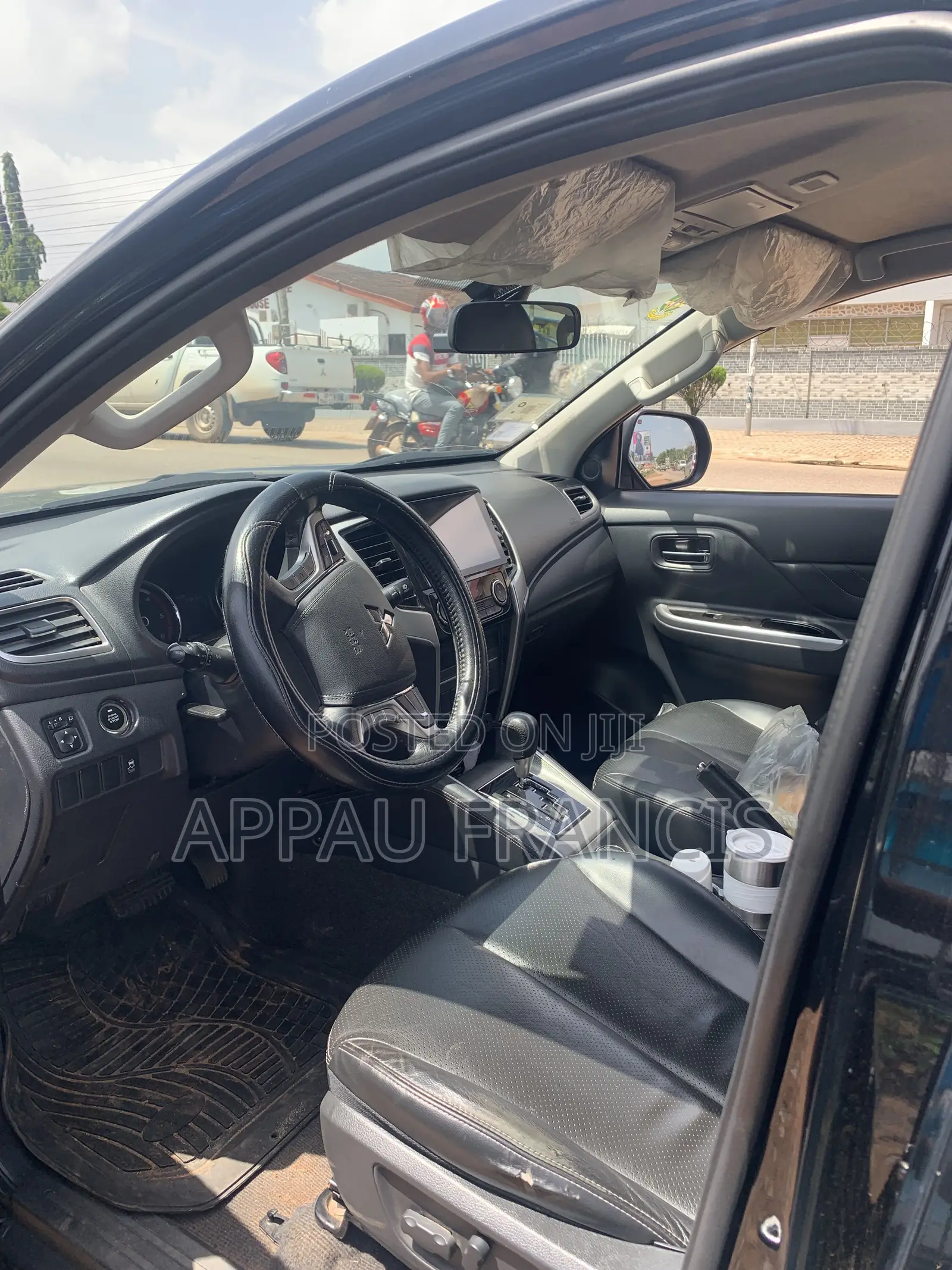 Mitsubishi L200 Double Cab 2.4 154hp 4WD 2019 Black