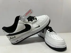 Nike Airforcee 1