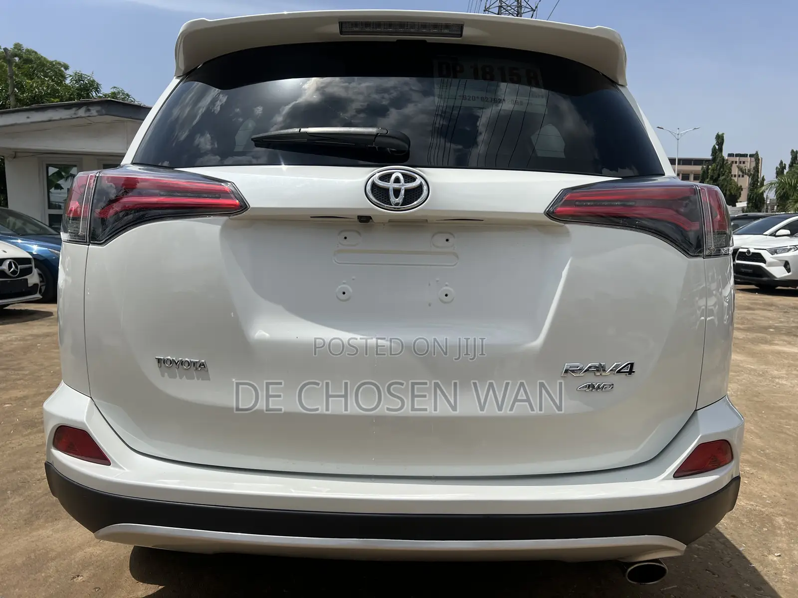 Toyota RAV4 Limited AWD (2.5L 4cyl 6A) 2016 White