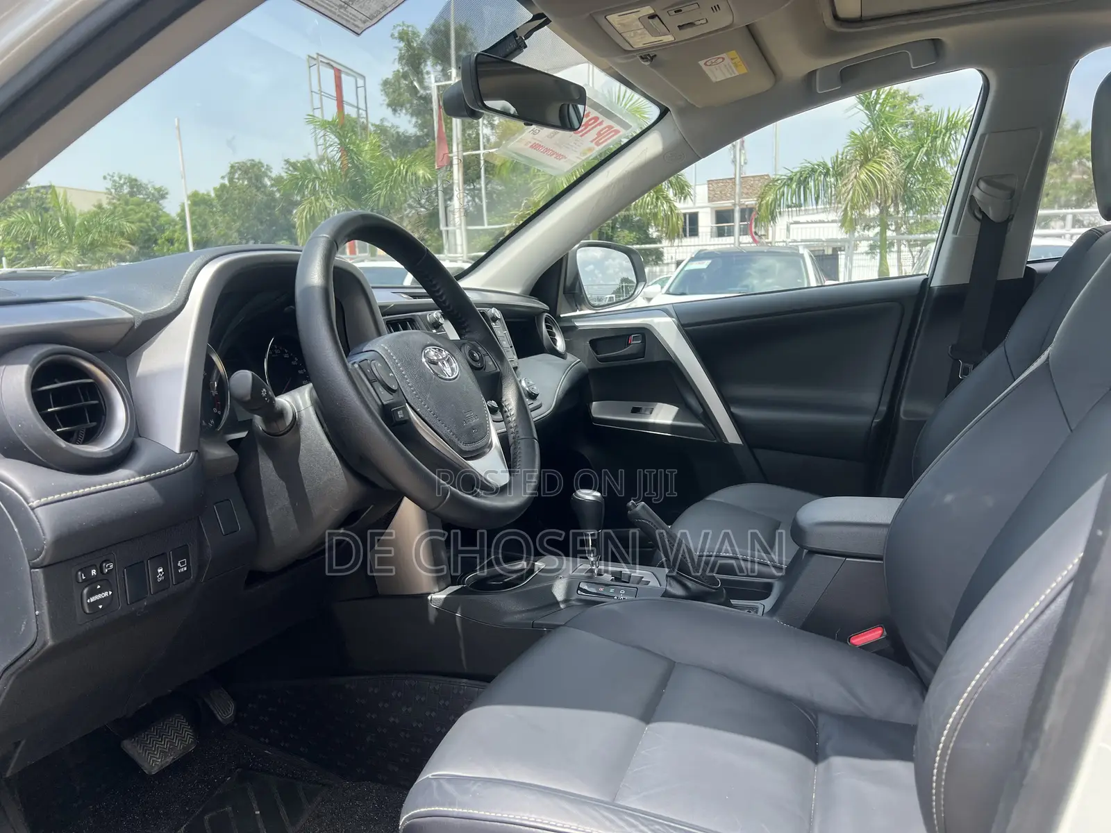 Toyota RAV4 Limited AWD (2.5L 4cyl 6A) 2016 White