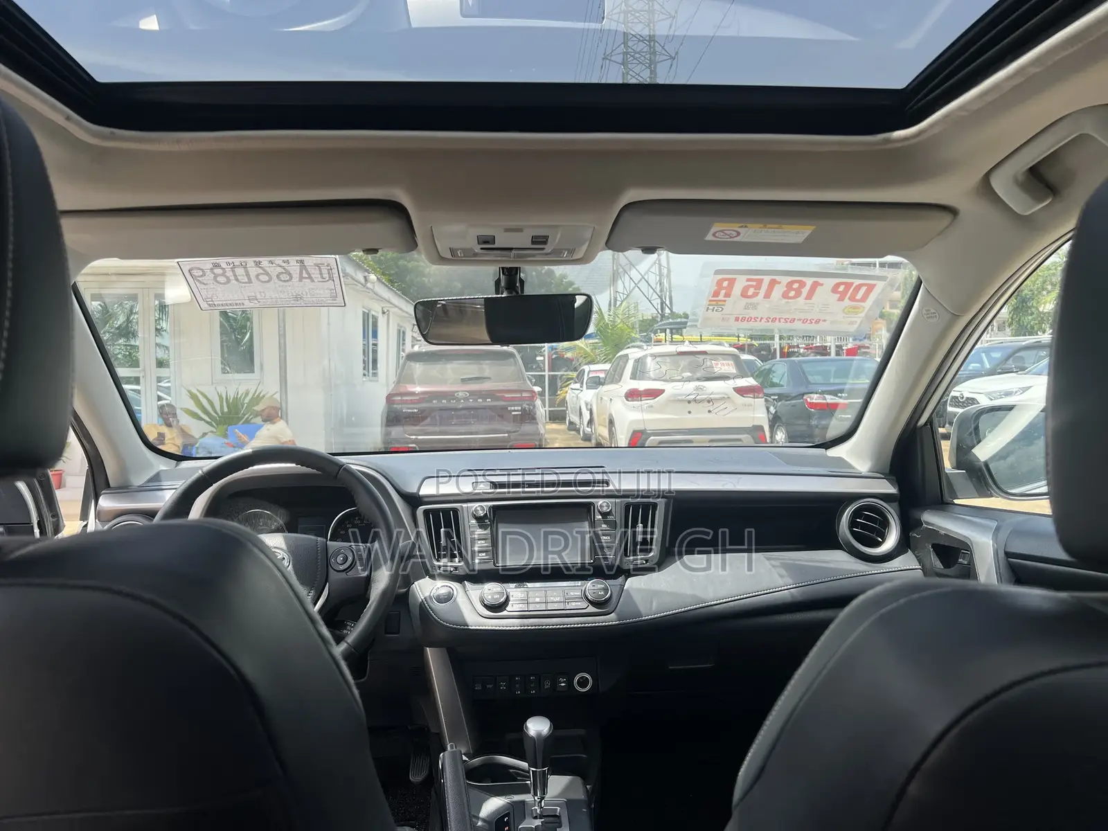Toyota RAV4 Limited AWD (2.5L 4cyl 6A) 2016 White