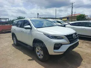 New Toyota Fortuner 2025 White
