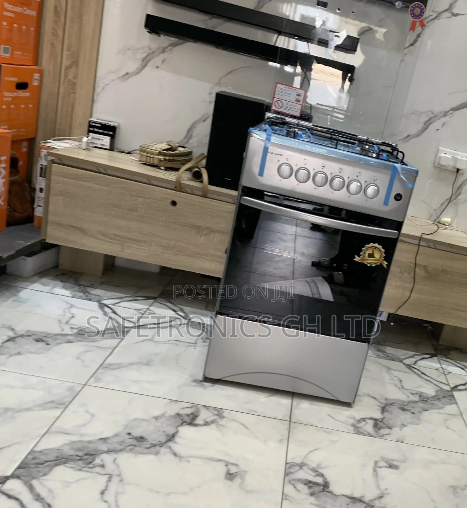 Neatly Sealed Volcano 50x50cm 4 Burner Automatic Gas Stove