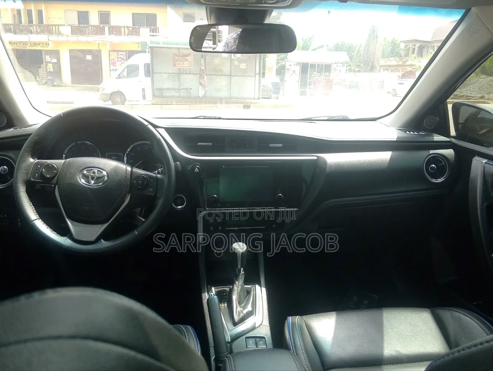 Toyota Corolla XSE (1.8L 4cyl 2A) 2018 Matt Black