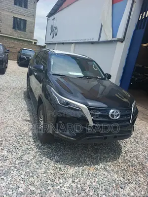 New Toyota Fortuner 2025 Black