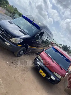 Mercedes-Benz Sprinter 2000 Black