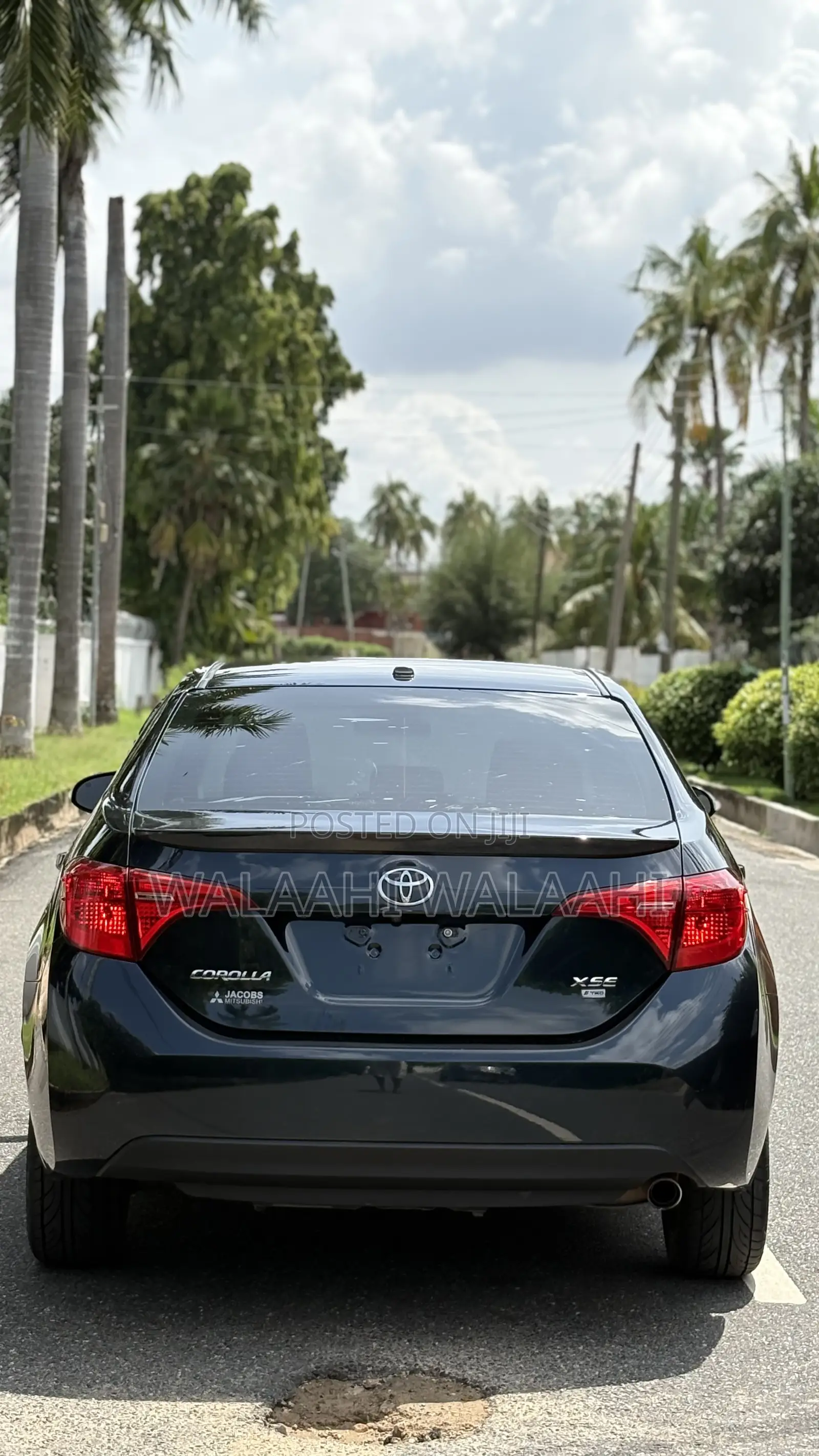 Toyota Corolla XSE 4dr Sedan (1.8L 4cyl CVT) 2017 Black
