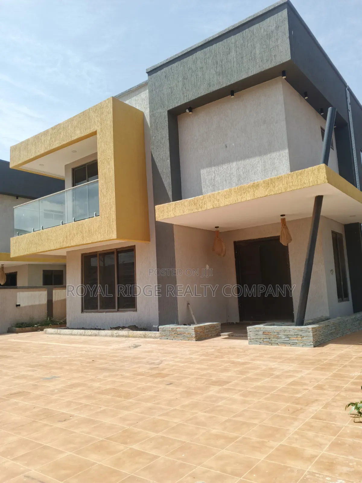 3bdrm House in Burma Hills Close To, Accra Metropolitan for rent