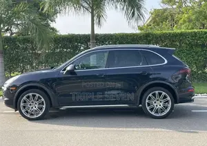Porsche Cayenne S AWD 2018 Black