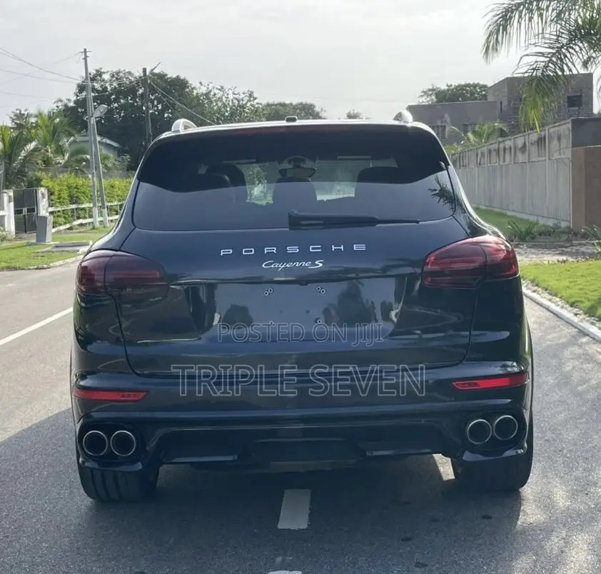 Porsche Cayenne S AWD 2018 Black