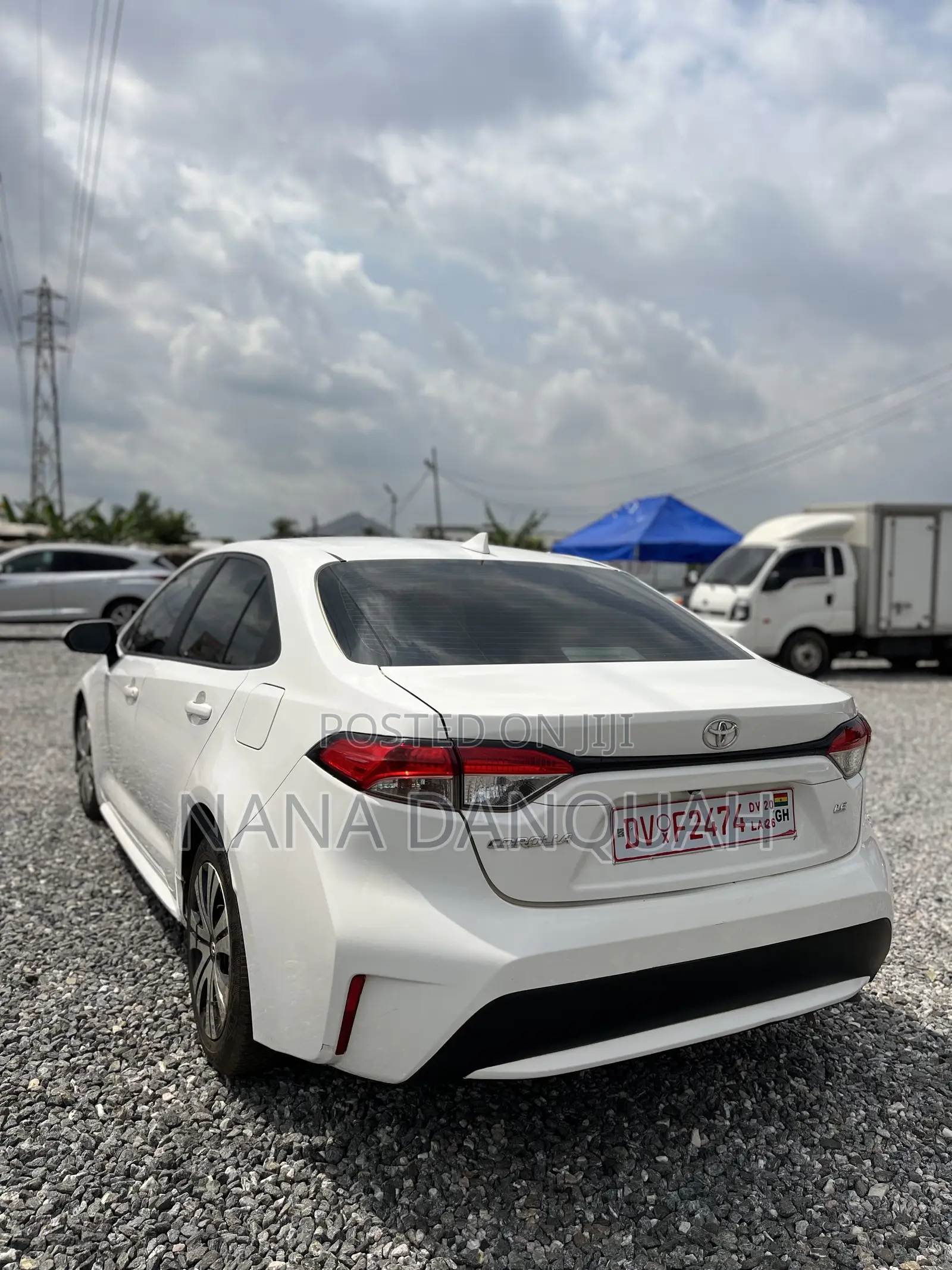 Toyota Corolla LE 2021 White