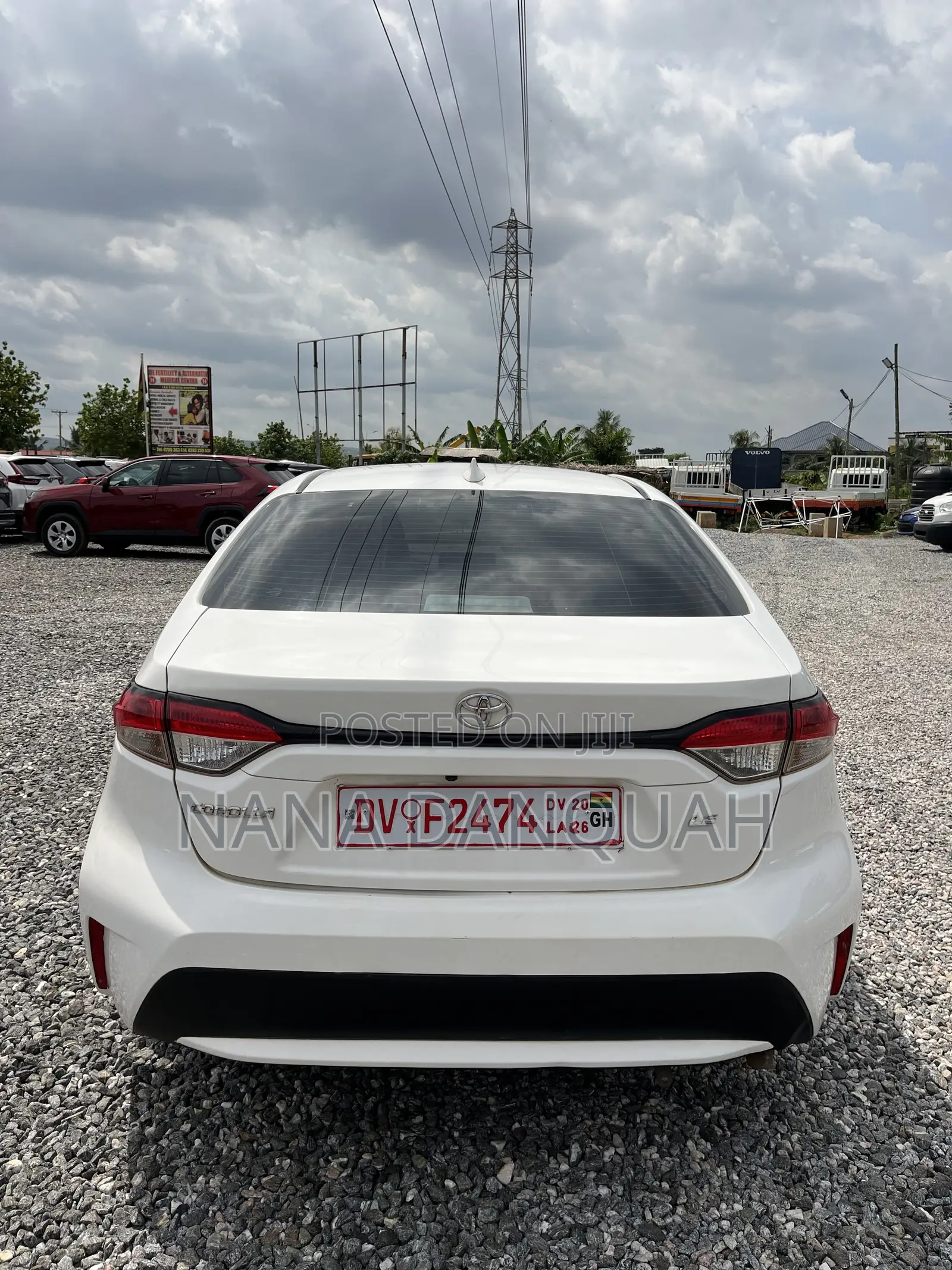 Toyota Corolla LE 2021 White