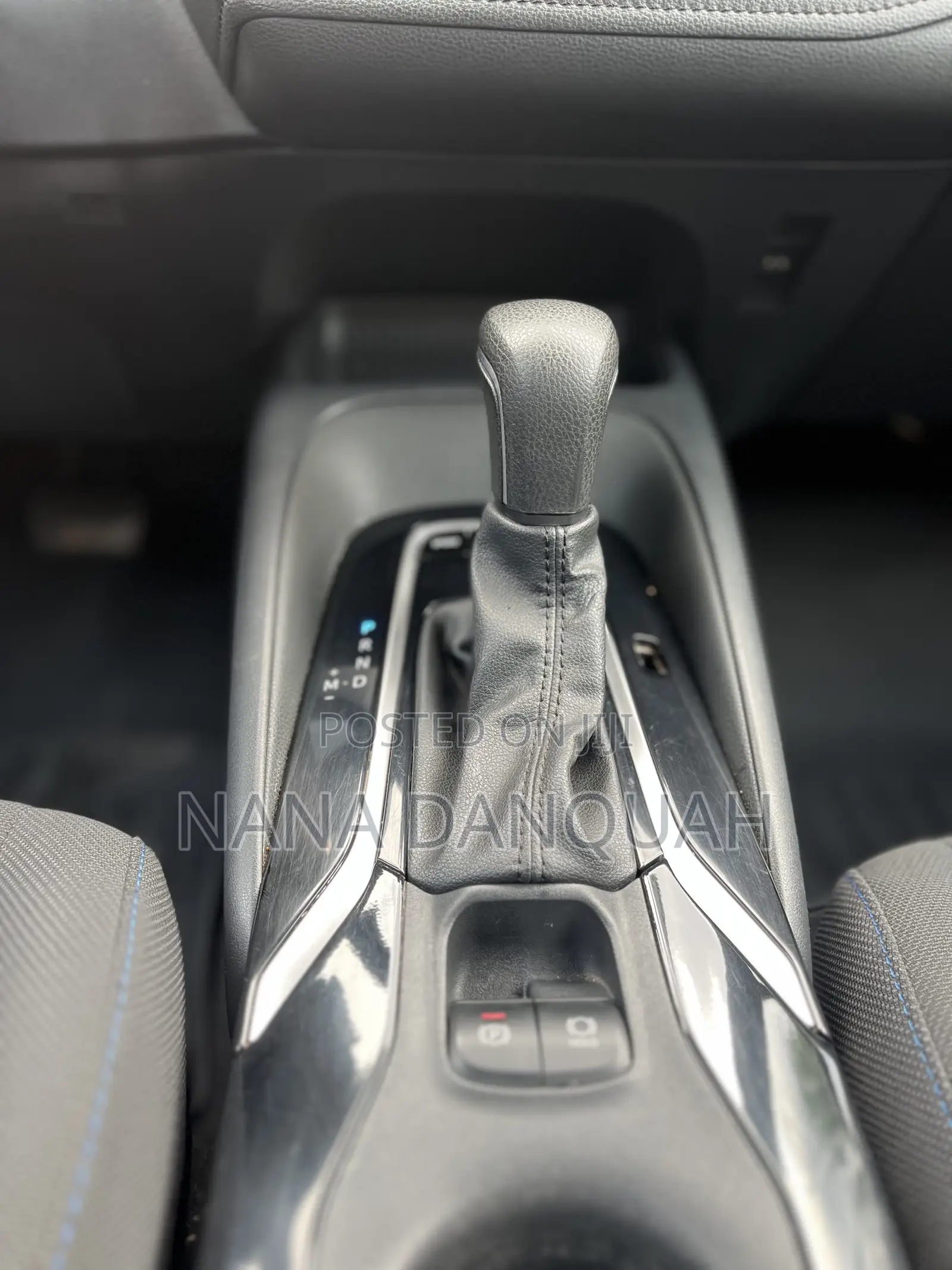 Toyota Corolla LE 2021 Gray