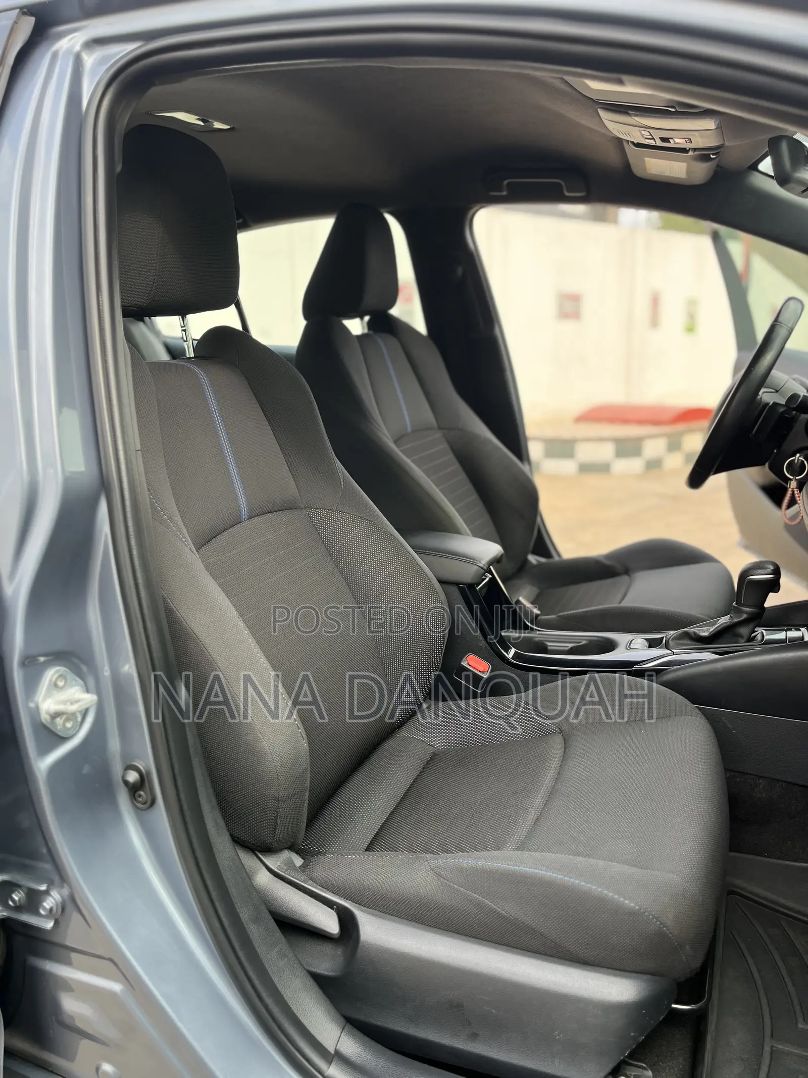 Toyota Corolla LE 2021 Gray