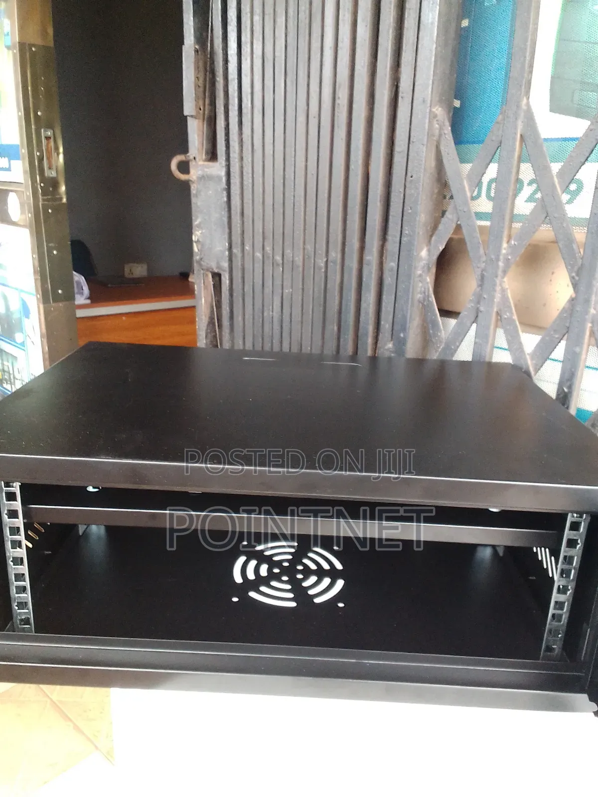 2u Cabinet Rack