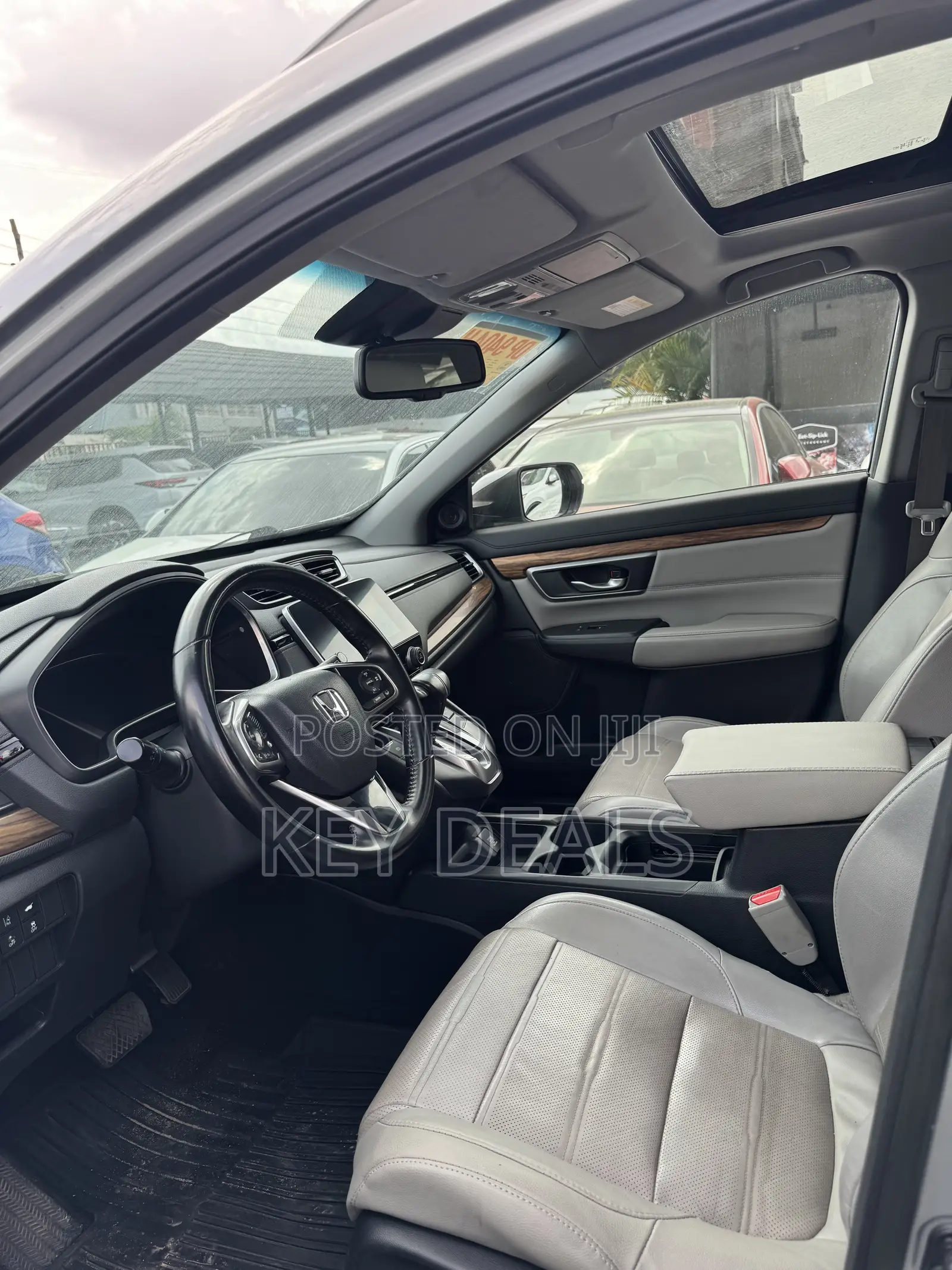 Honda CR-V Touring 4dr SUV AWD (1.5L 4cyl CVT) 2017 Silver