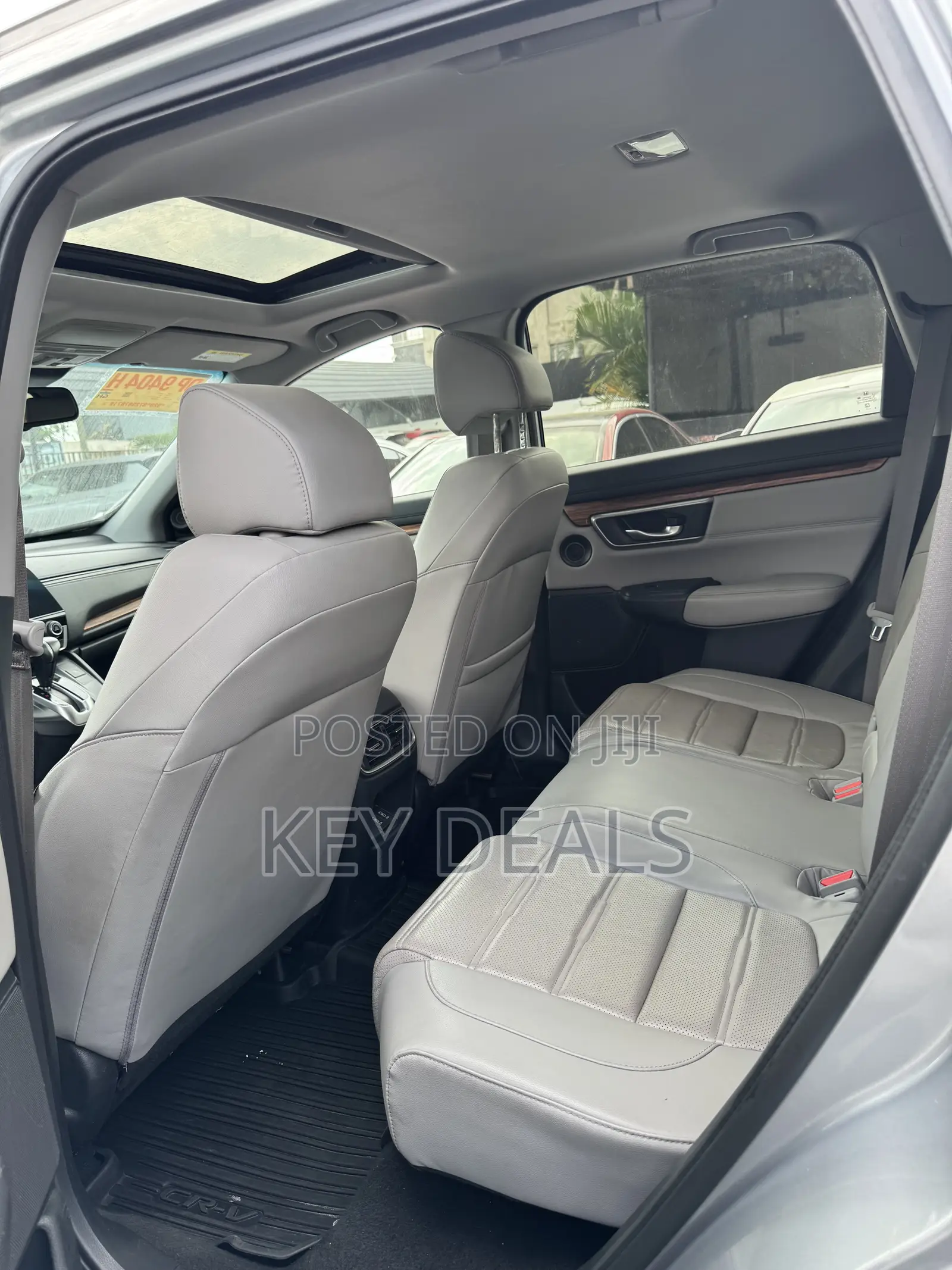 Honda CR-V Touring 4dr SUV AWD (1.5L 4cyl CVT) 2017 Silver