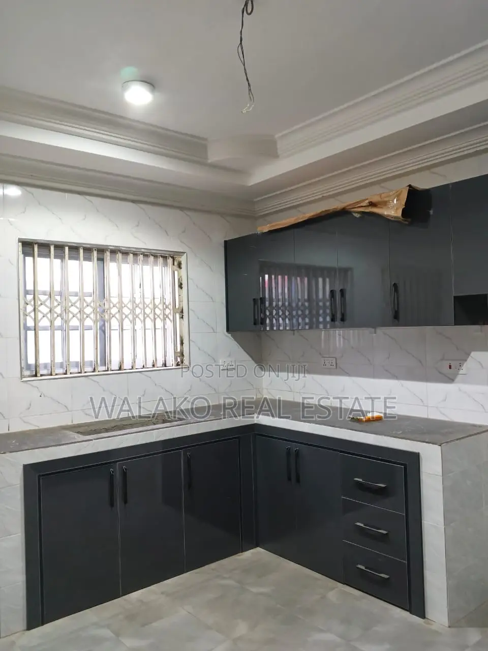 3bdrm Apartment in Ablekuma for rent