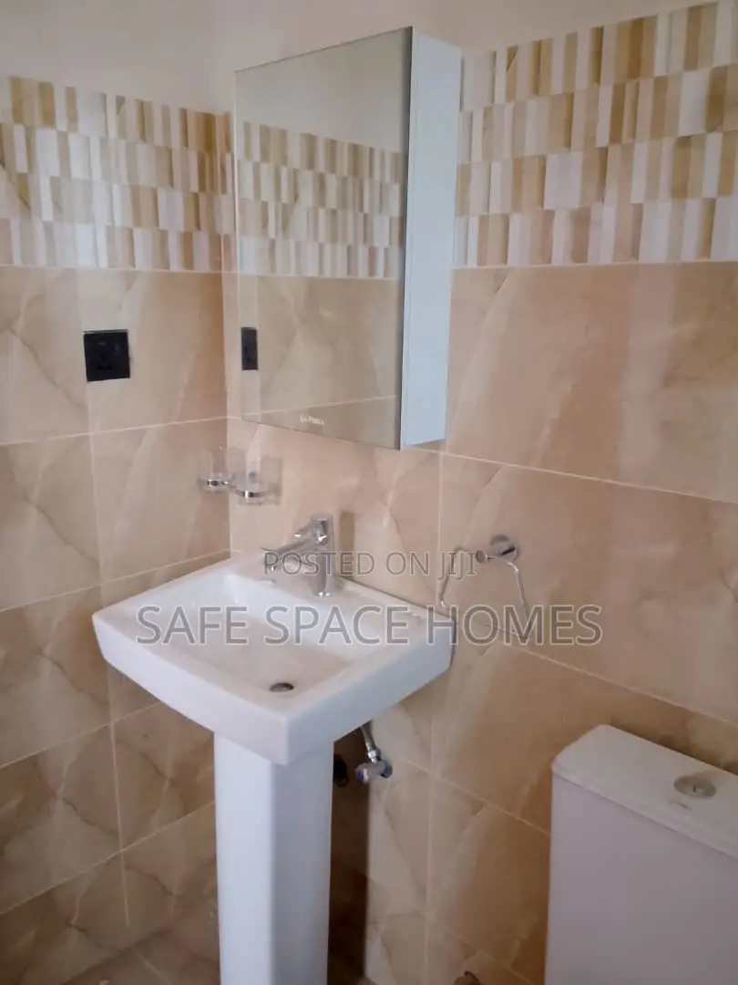 2bdrm Apartment in Burma Camp for rent