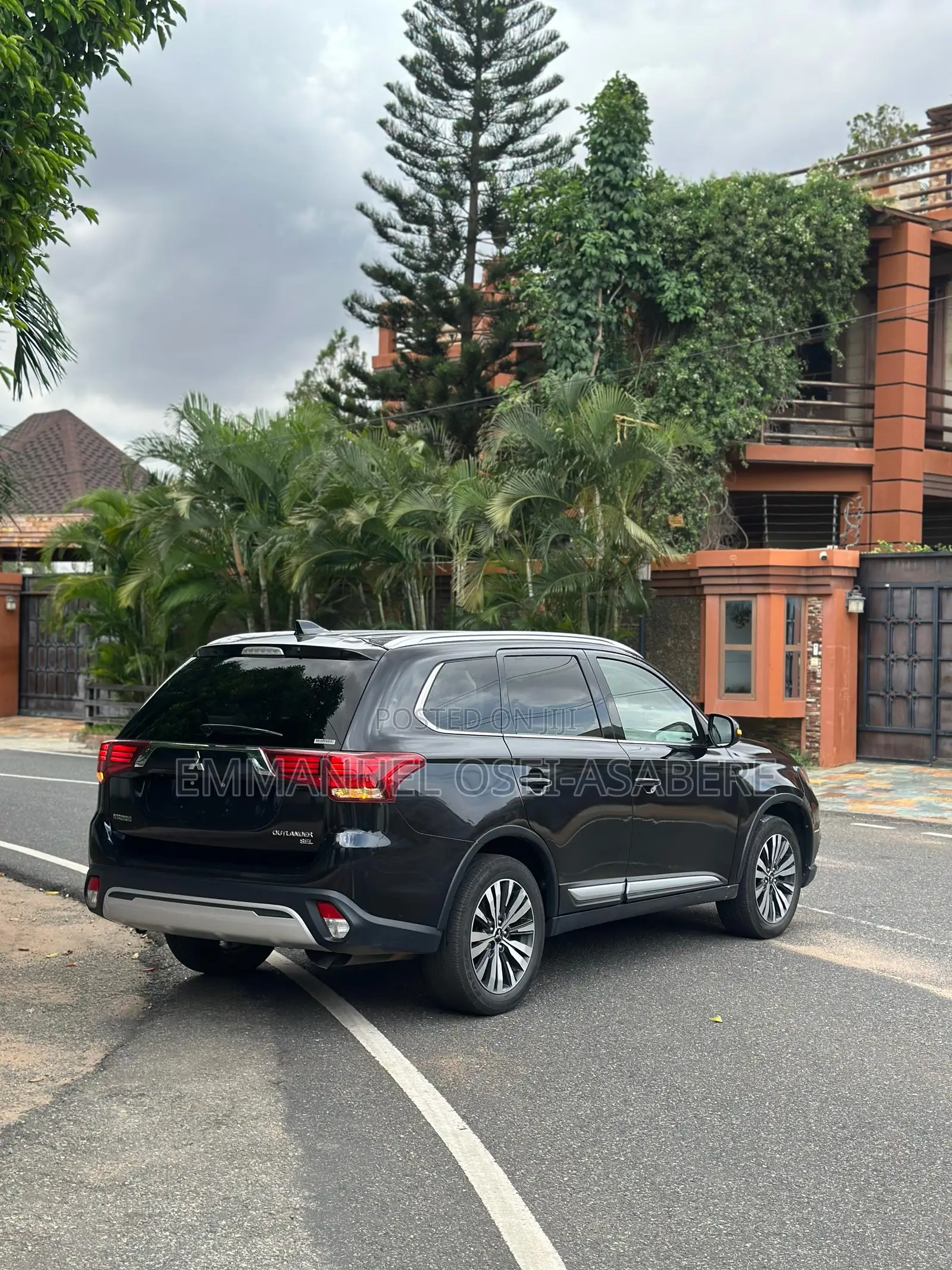 Mitsubishi Outlander SEL FWD 2019 Black