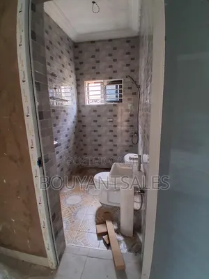 2bdrm Apartment in New Site for rent