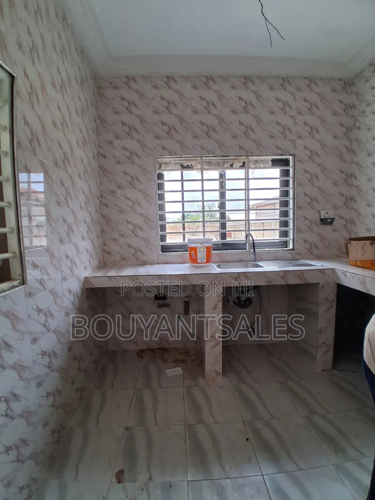 2bdrm Apartment in New Site for rent