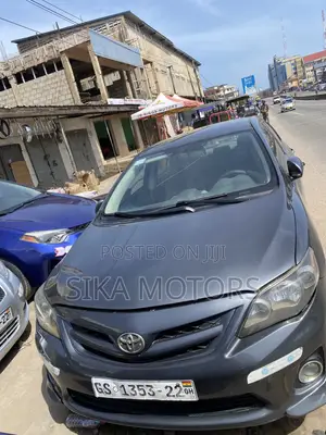Toyota Corolla 2012
