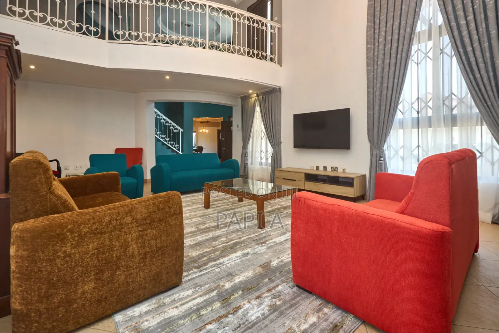 Furnished 8bdrm Mansion in Tema Metropolitan for rent